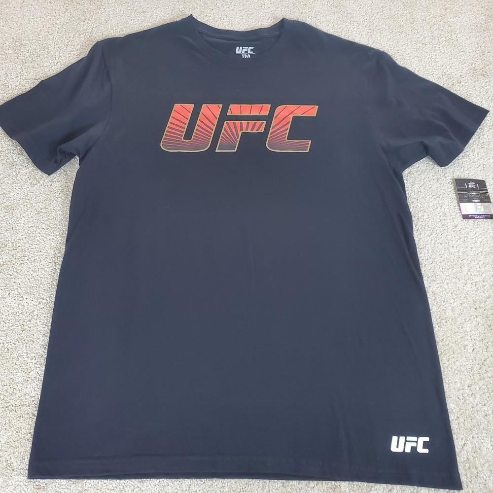 UFC Ultimate Fighting Championship Graphic Tshirt Sze Medium Black NWTGS‎